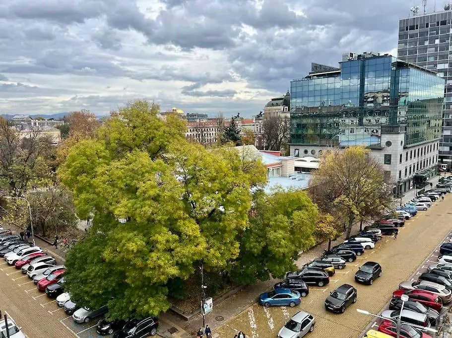 Location ! Location ! Location ! City Garden View Apartment Sofia 0*,